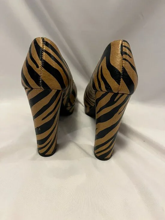 Forever 21 Tiger Print Platform Heels – Size 8 – NWOT - Picture 4 of 16